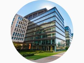 Geschäftsgebäude mit mehreren Mietern